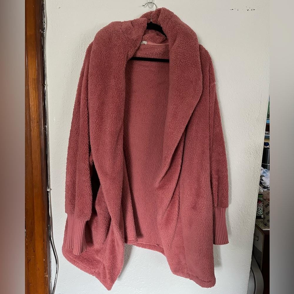 Fuzzy Oversized Hoodie with Slip Pockets and Ribbed Sleeves
